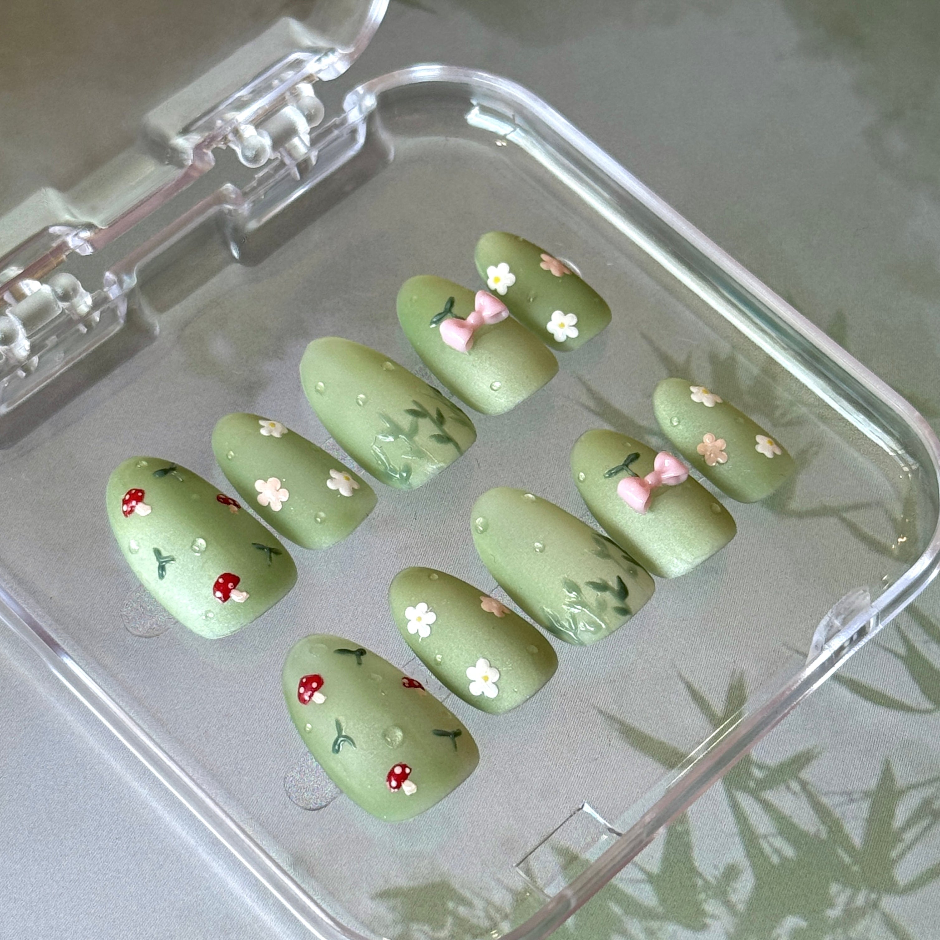 Potted Mushroom Plant Press-On Nails Set