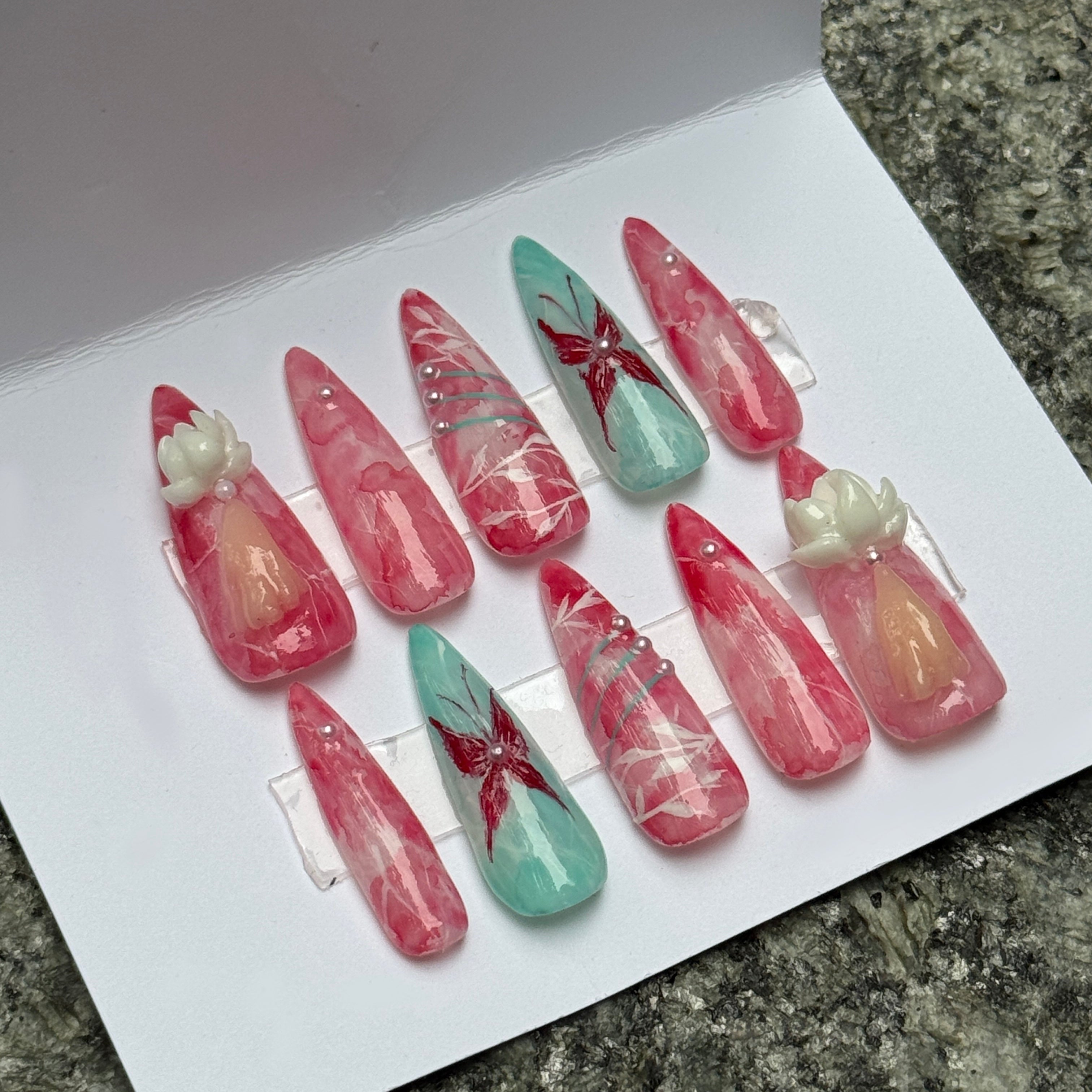 Butterfly Harp Press-On Nails Set
