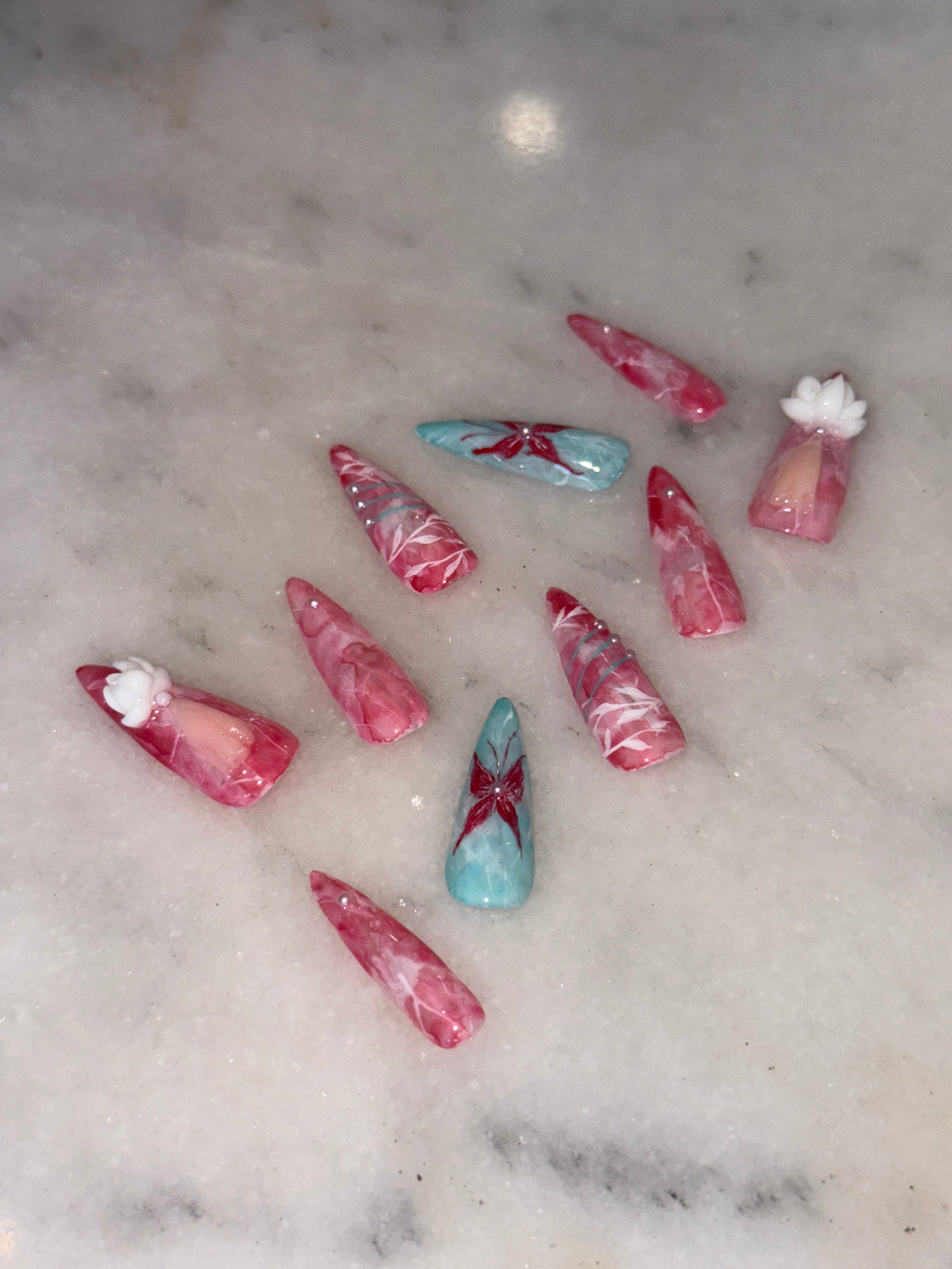 Butterfly Harp Press-On Nails Set