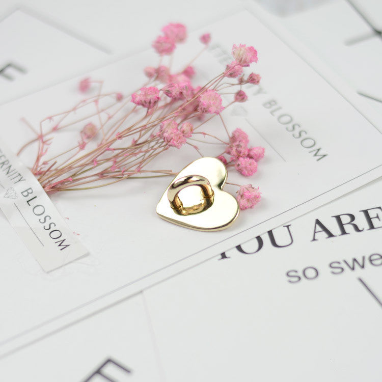 Metal Heart Keychain Ring Holder