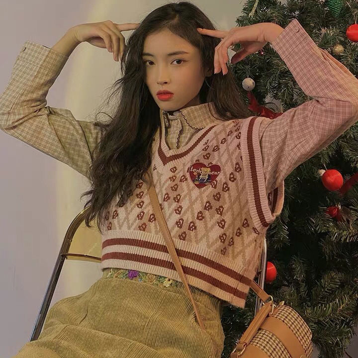 kawaii teddy bear love hearts vest knit