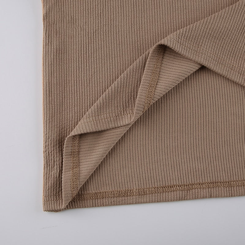 Café Cropped Polo Top