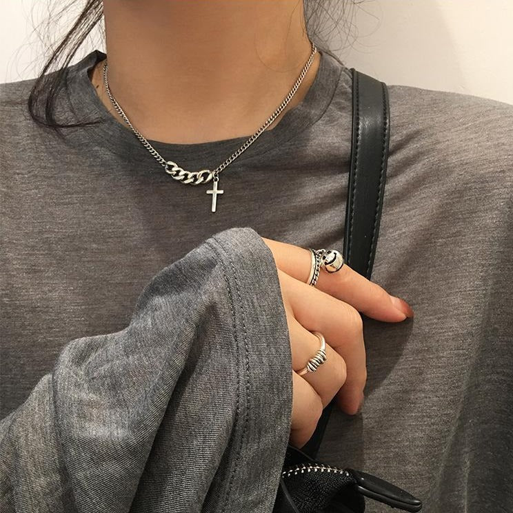 Cerna Choker Necklace