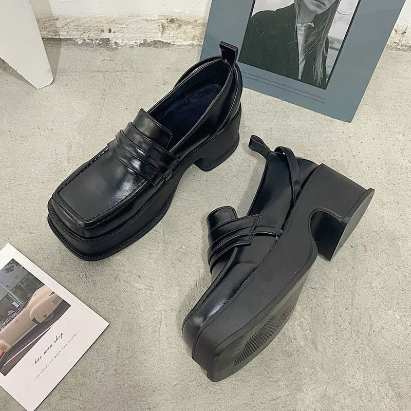 grunge aesthetic black square toe chunky platform loafers