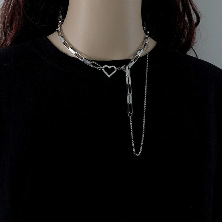 egirl heart chain choker