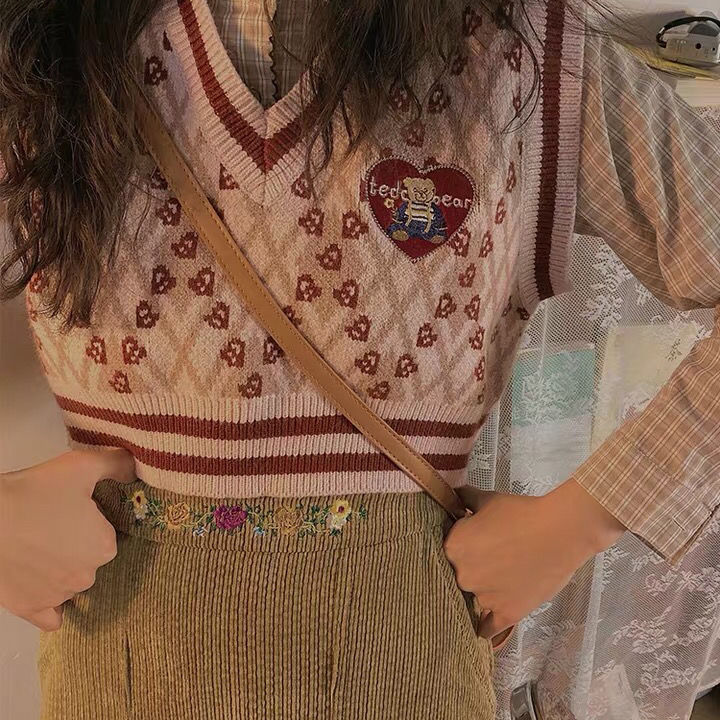 kawaii teddy bear love hearts vest knit