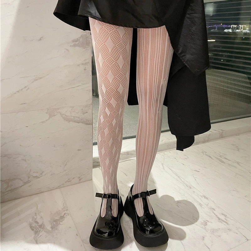 white diamond pattern fishnet tights
