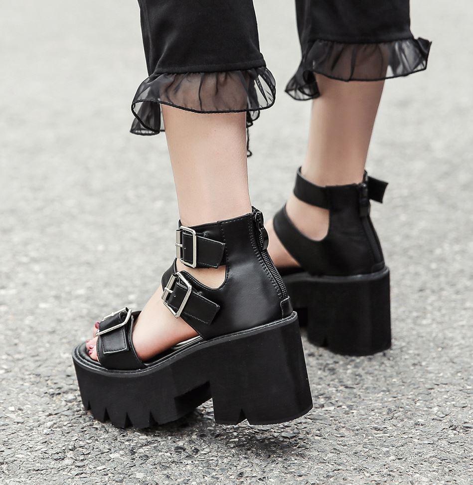Lassy Platform Heels - Lethal Dreams