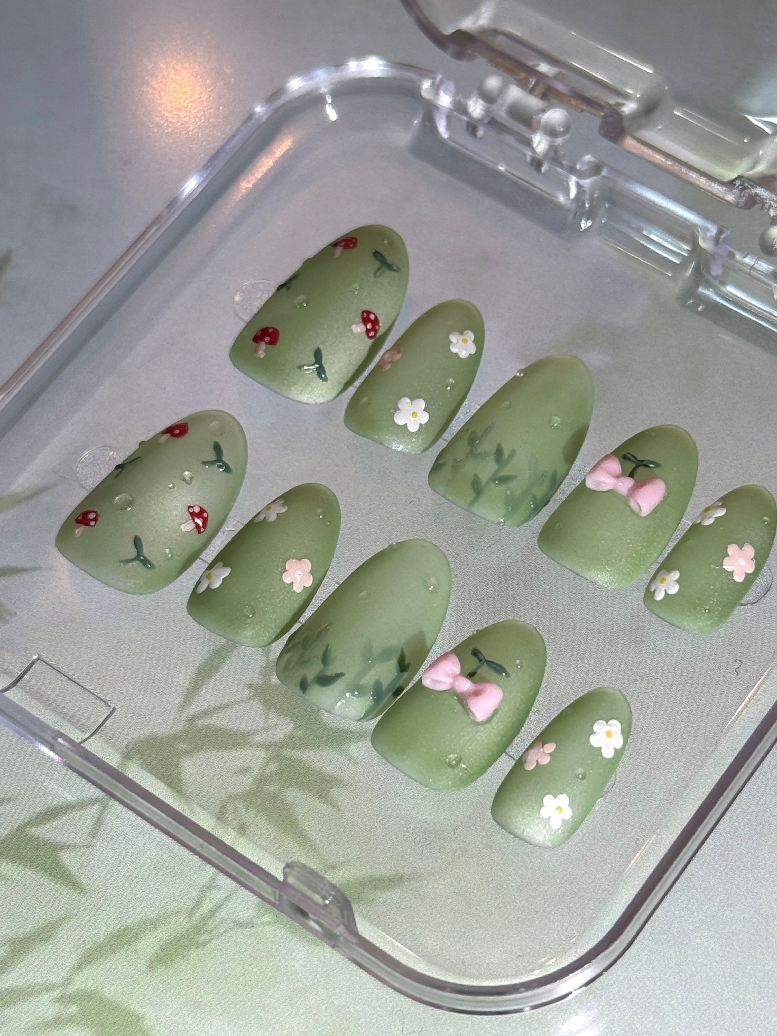 Potted Mushroom Plant Press-On Nails Set