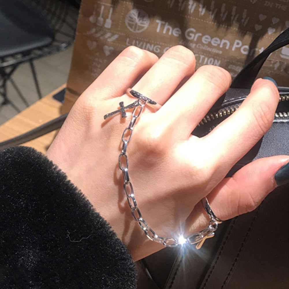 Edgy Chained Cross Rings